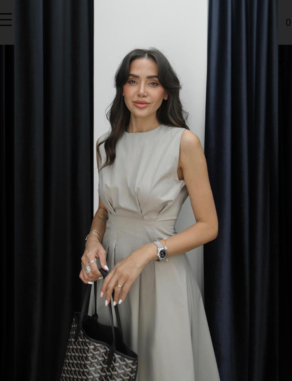 Sleeveless poplin dress with pleats