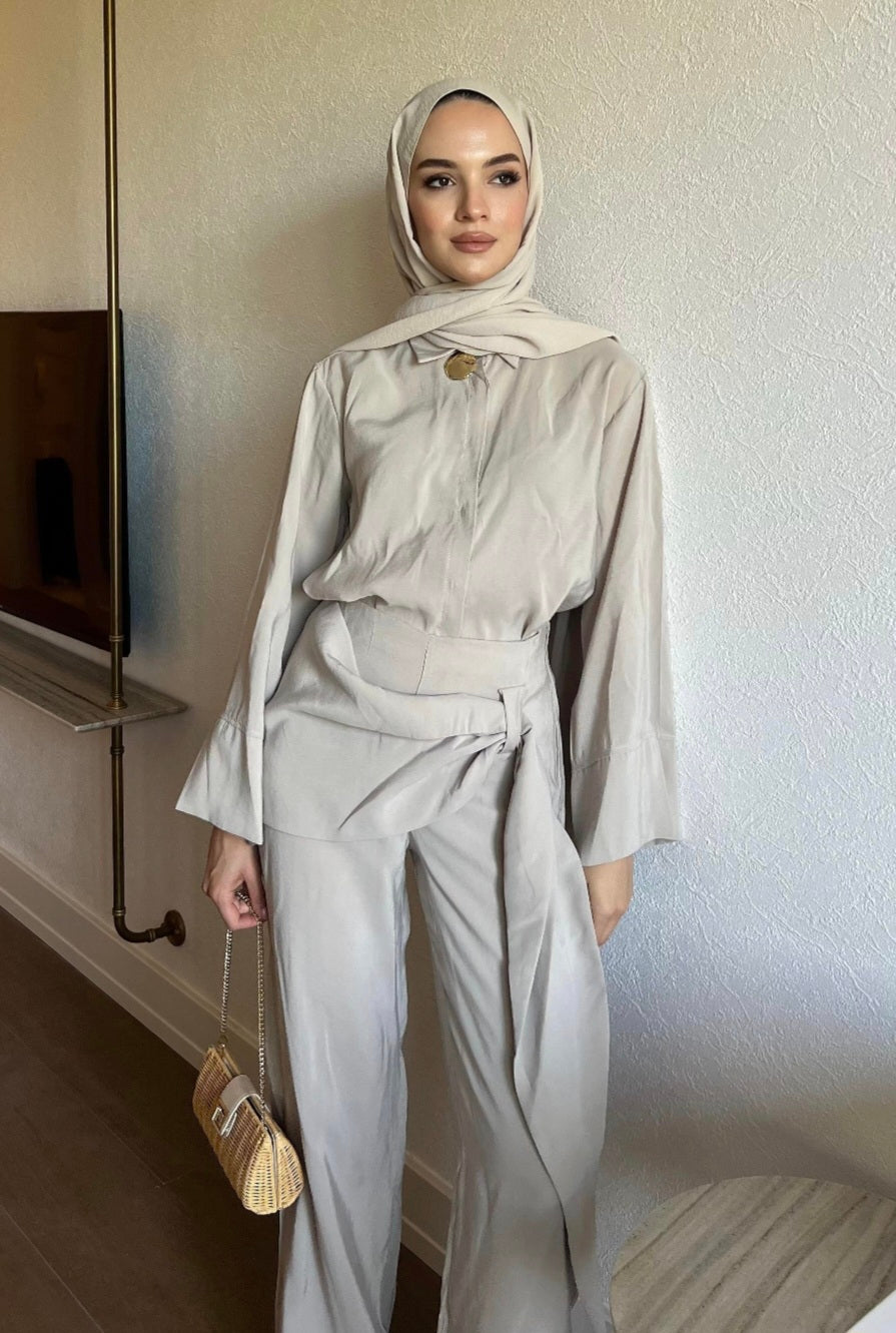 wide sleeve shirt, trouser with tied detail co-ord set