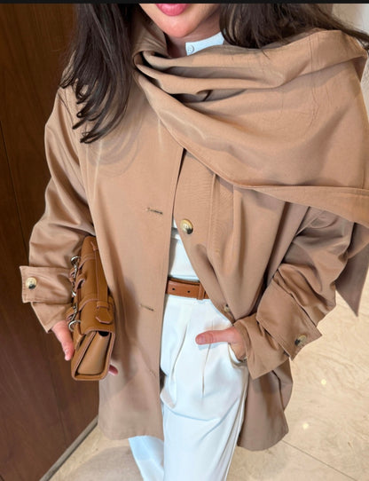 Massimo dutti trenchcoat with removable scarf