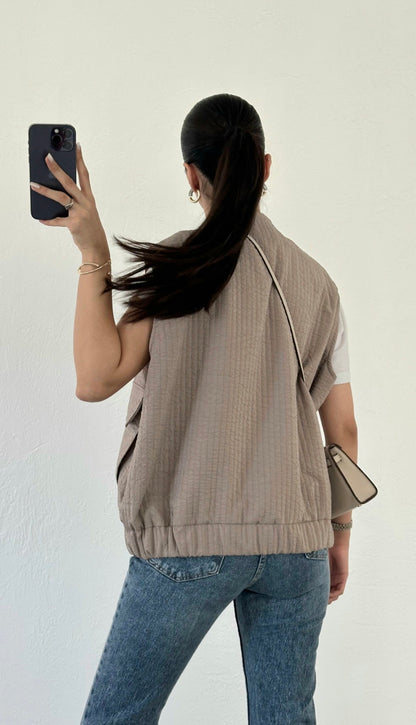 Capitone vest