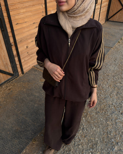Zip-Up Tracksuit with White Side Stripes - brown
