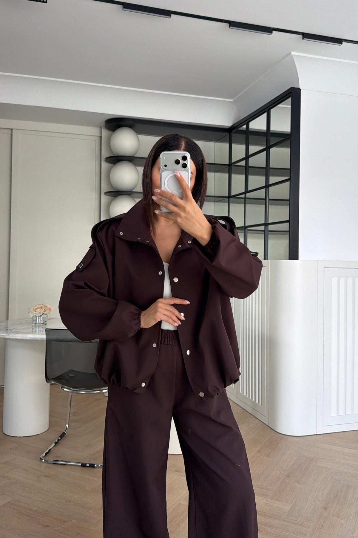 Bomber Suit with Epaulets and Stand-Up Collar - brown