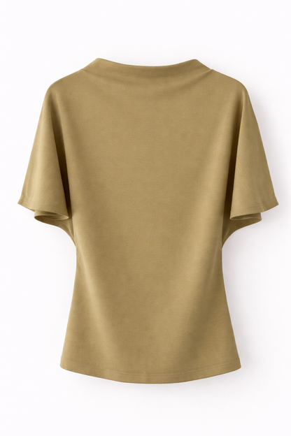 Zara model Loose-fitting top with crew neck  ,Flowing mid-waist midi skirt with an asymmetric hem.