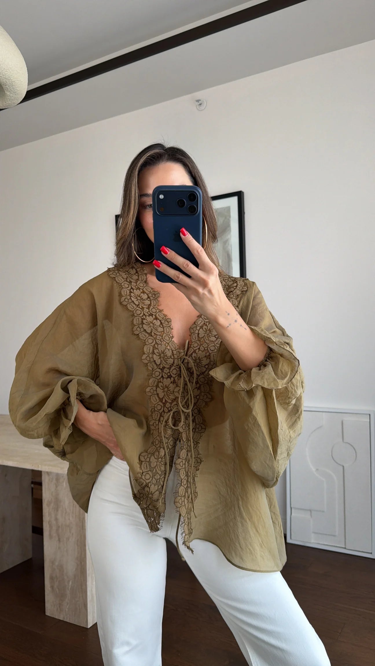 LACE-DETAILED TIE-UP CHIFFON SHIRT