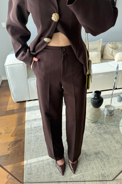 Balloon Sleeve waist-fitted pleated suit