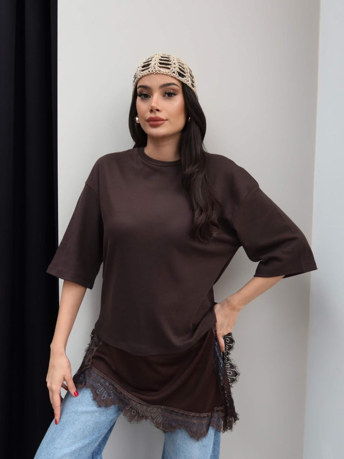 Crew Neck T-shirt with Lace Detail