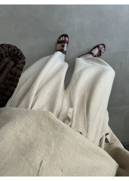 Oysho model linen co-ord set