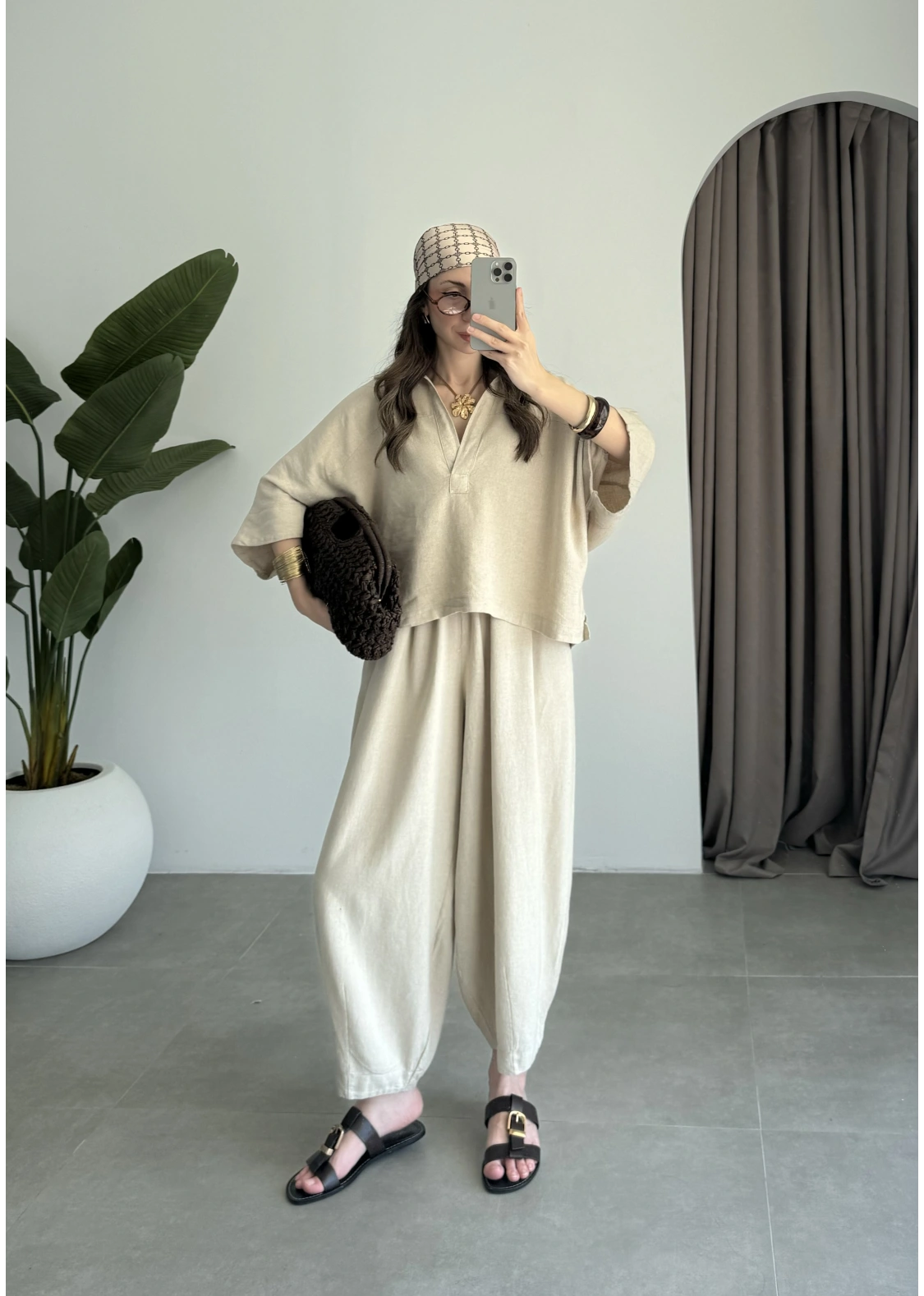 Oysho model linen co-ord set