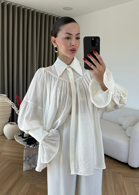 White Vintage Premium Shirt with Gathered Sleeve Detail
