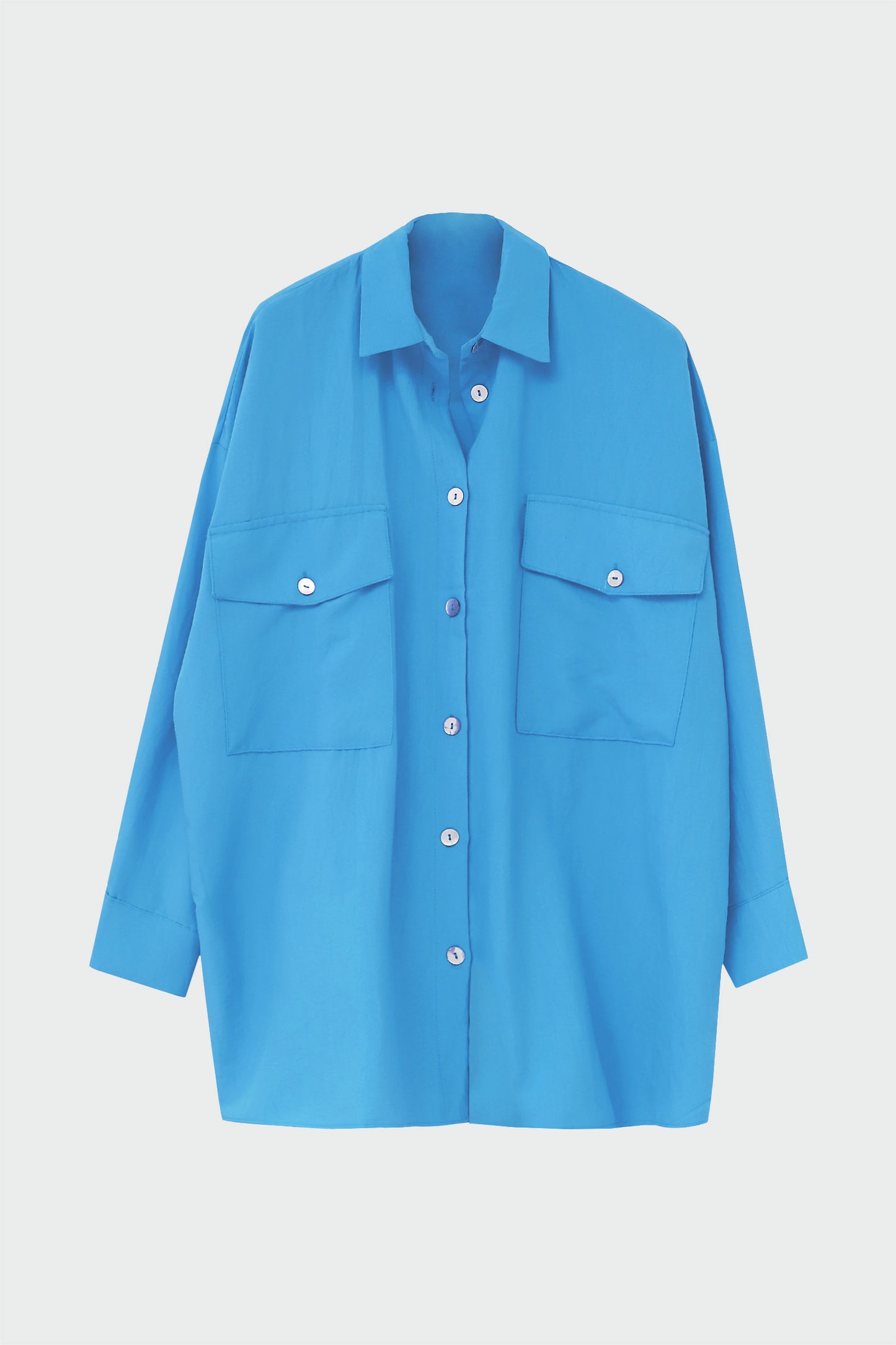 Silky fabric double pocket shirt