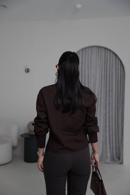 Two-piece shirt (wrappable like a skirt) in brown poplin fabric with an elegant design