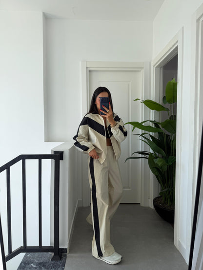 Contrast parachute fabric tracksuit - beige
