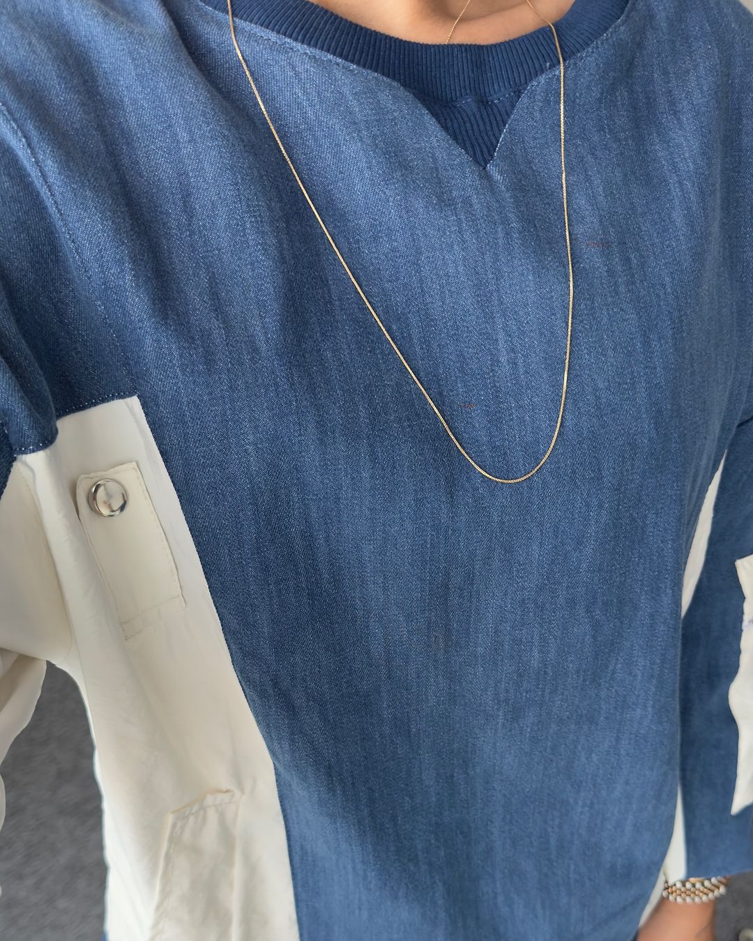 Jeans sweatshirt with waterproof details