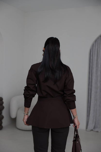 Two-piece shirt (wrappable like a skirt) in brown poplin fabric with an elegant design