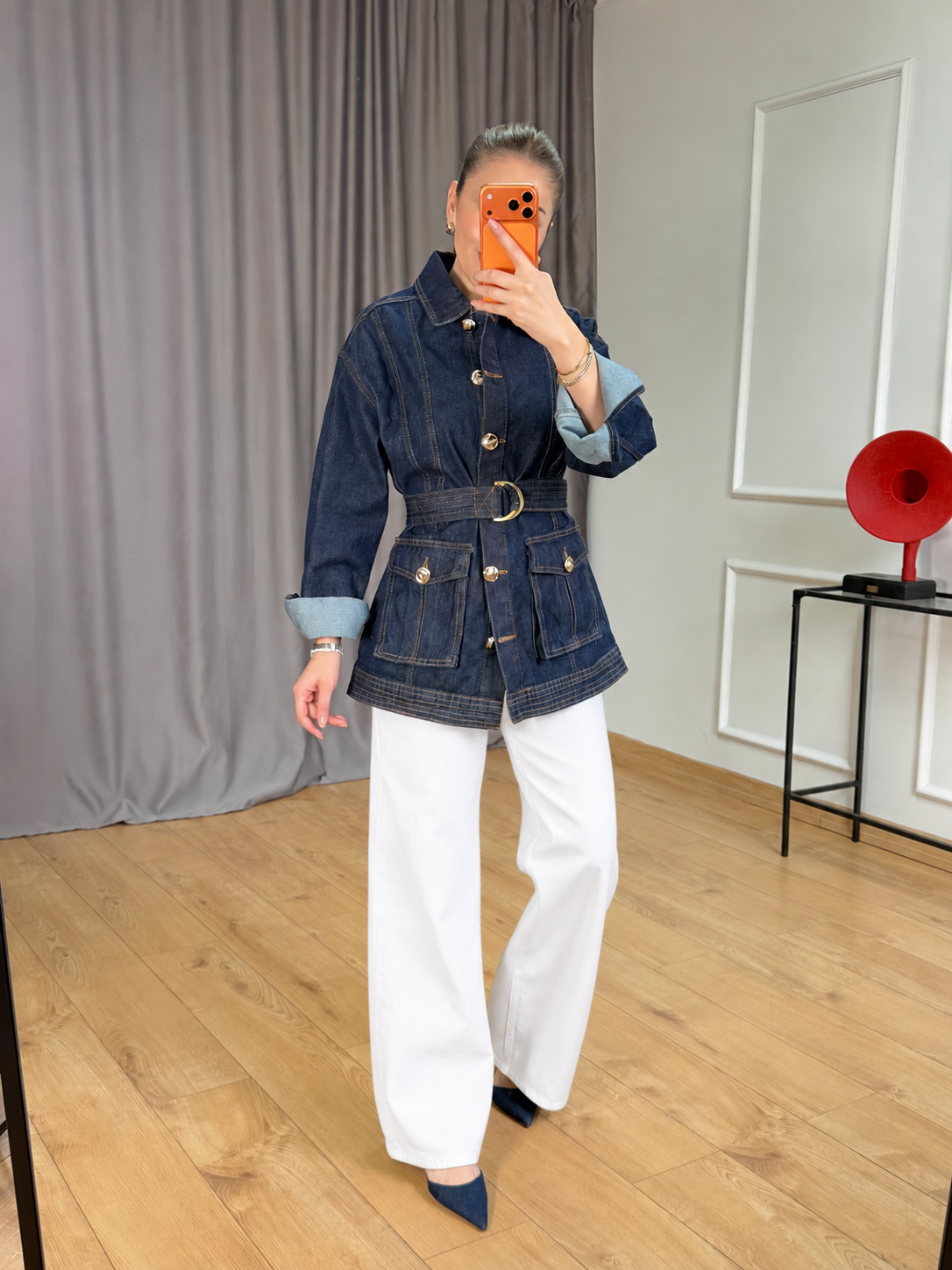 Gold buttons Belted jeans jacket