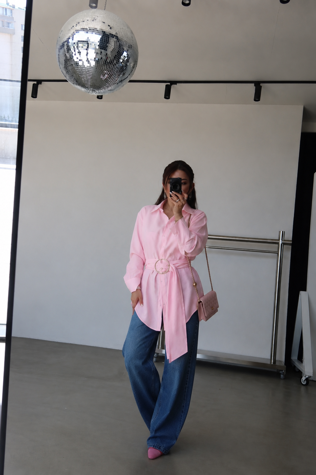 Tencel fabric Shirt with gold Buckle Belt