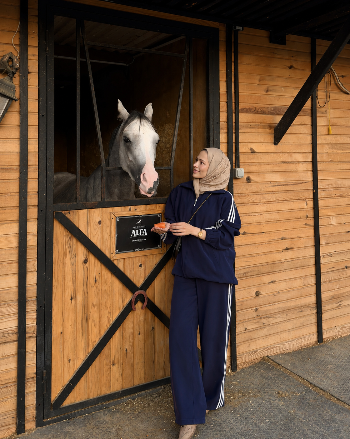 Zip-Up Tracksuit with White Side Stripes - navy blue