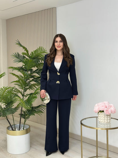 Large Buttoned, Waist-Fit Suit -  Dark Brown