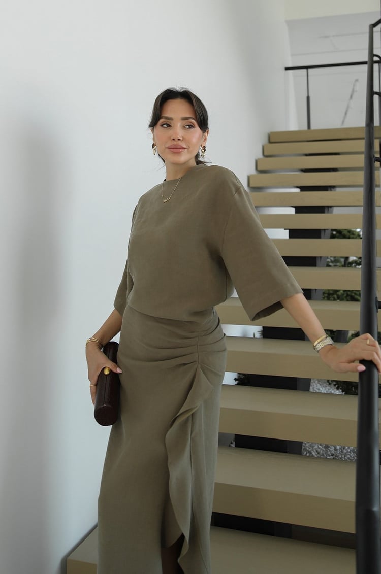 Zr model morley dress with side ruffle details