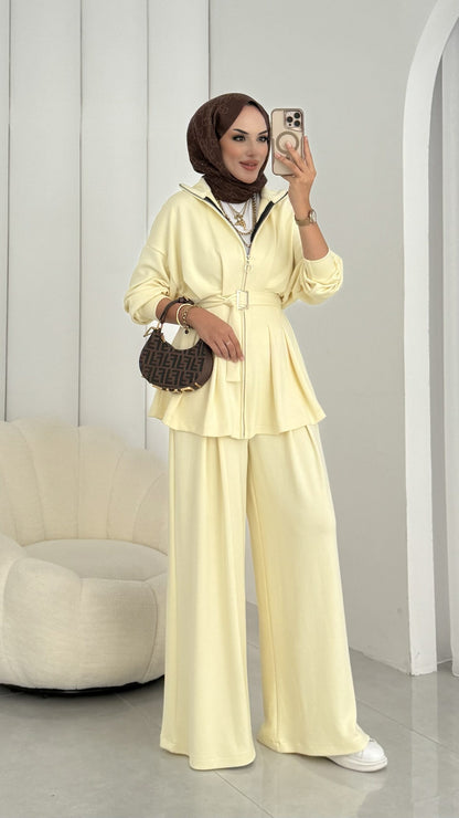 Soft-touch oysho fabric belted jacket, Wide-leg pleated trouser co-ord set