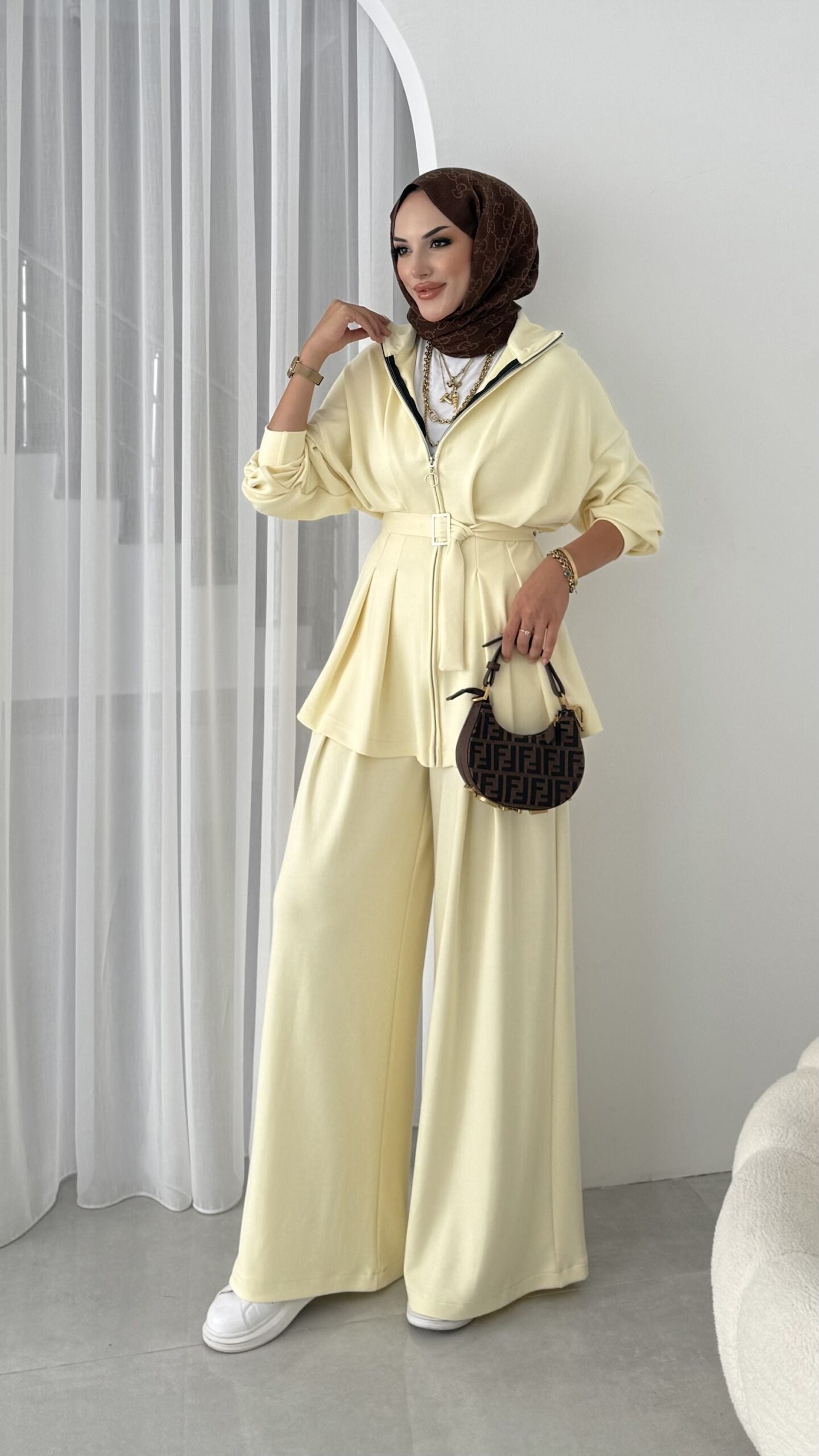 Soft-touch oysho fabric belted jacket, Wide-leg pleated trouser co-ord set