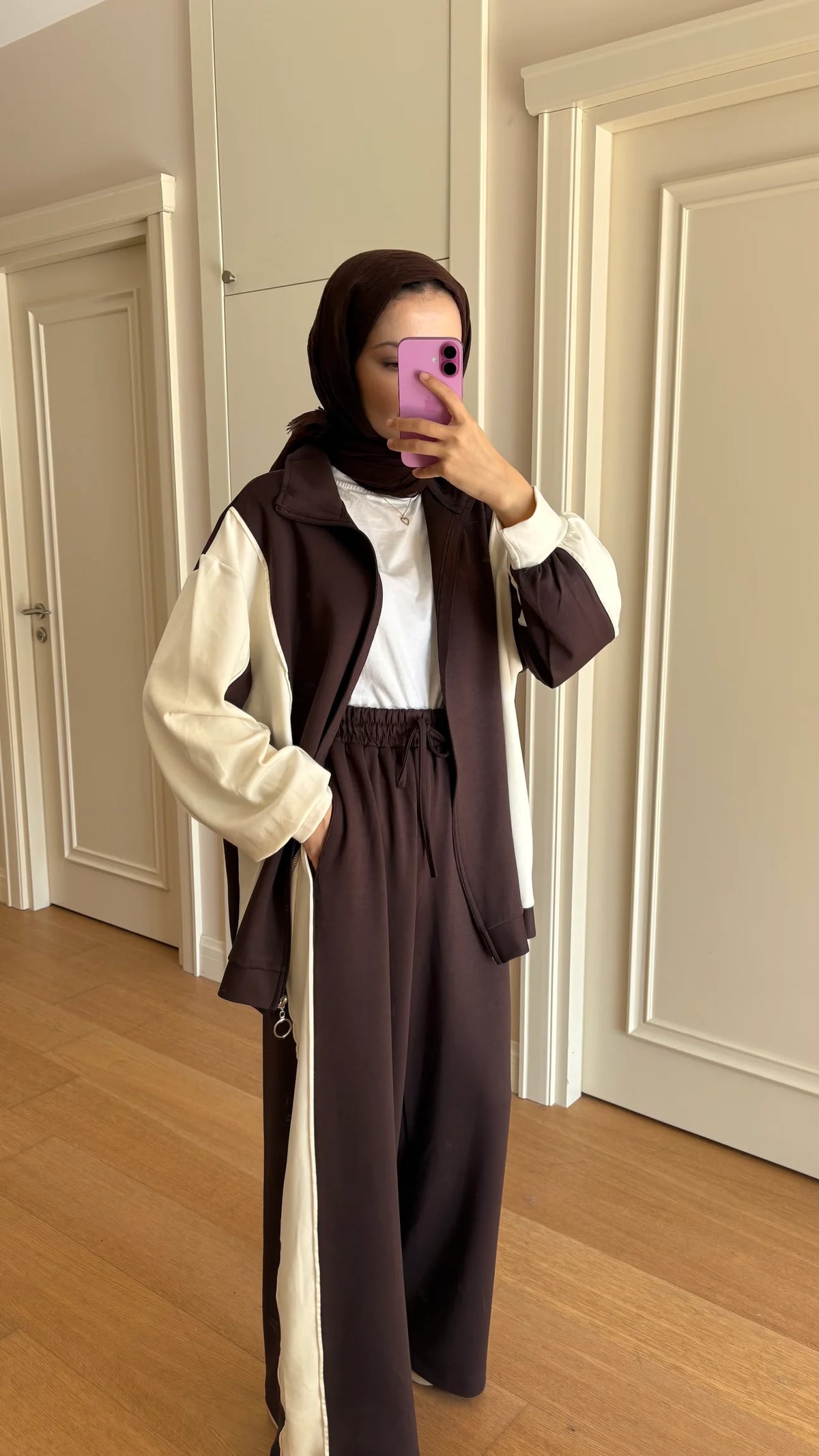 Contrast Oysho fabric tracksuit- brown