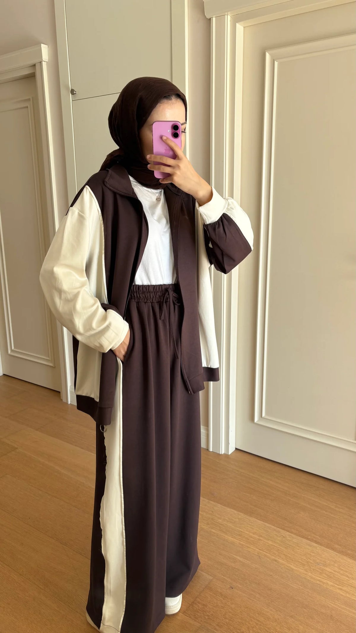 Contrast Oysho fabric tracksuit- brown
