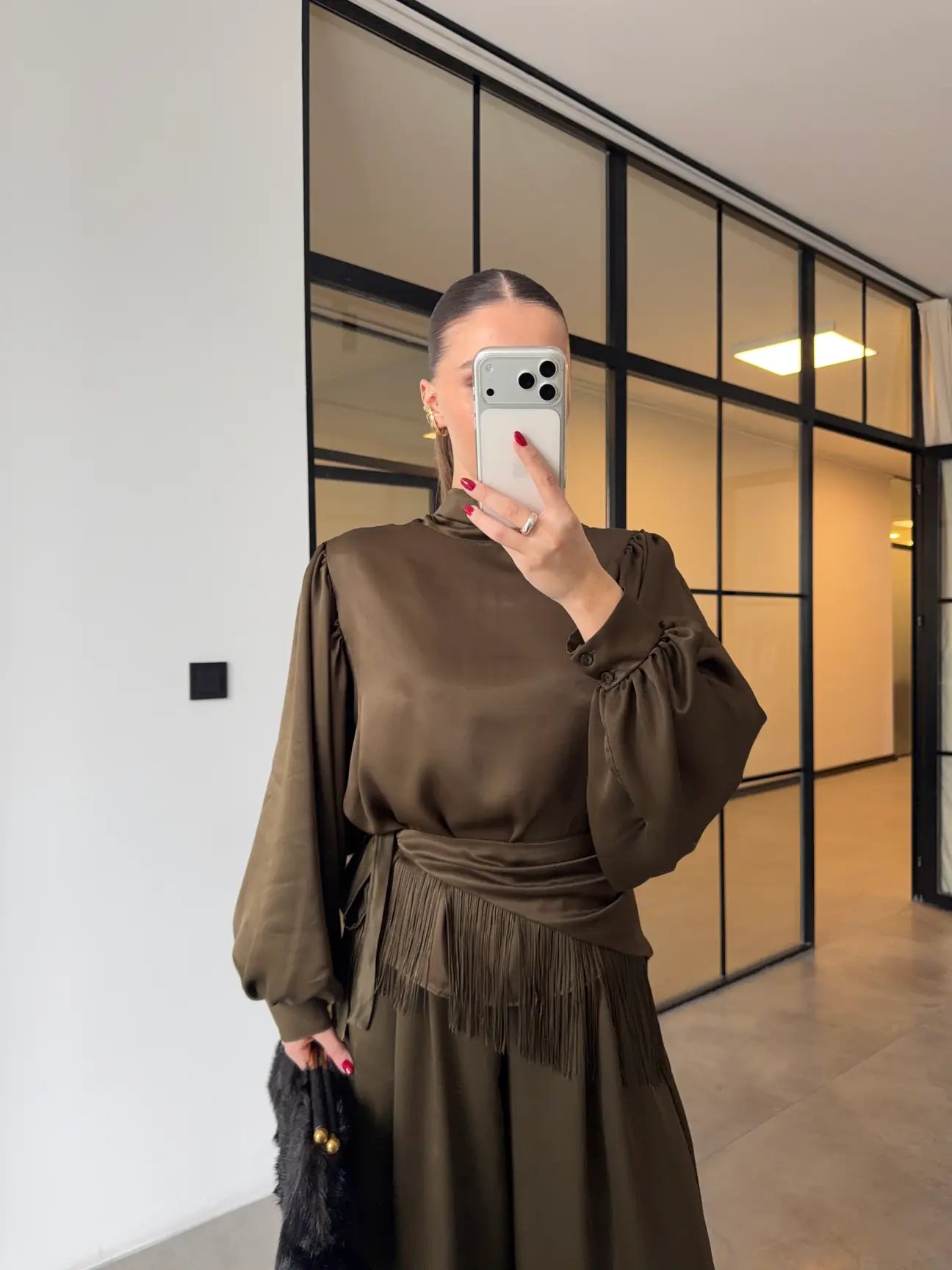 TIE-UP SATIN BLOUSE AND BELT-STYLE HARLING PANTS SET