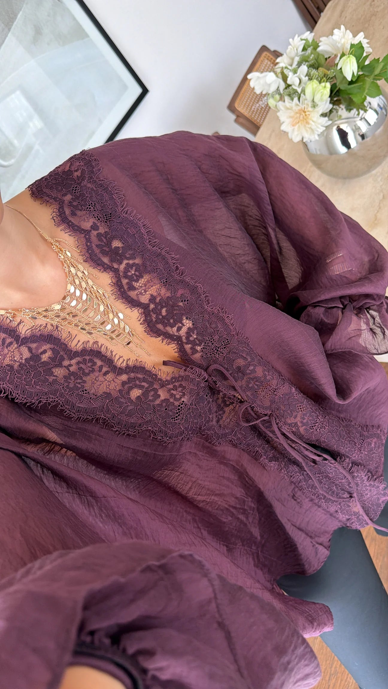 LACE-DETAILED TIE-UP CHIFFON SHIRT