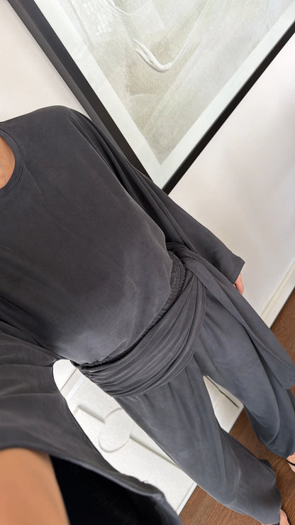wide sleeve blouse With waist drapped co-ord set - black