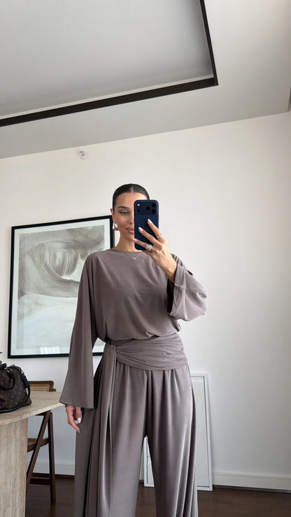 wide sleeve blouse With waist drapped co-ord set - mink