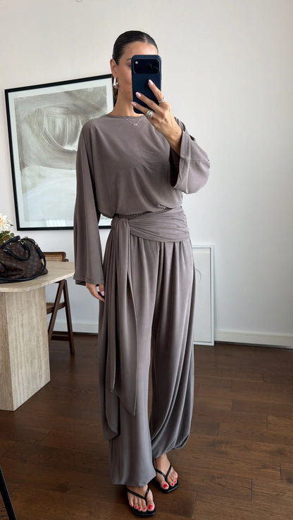 wide sleeve blouse With waist drapped co-ord set - mink