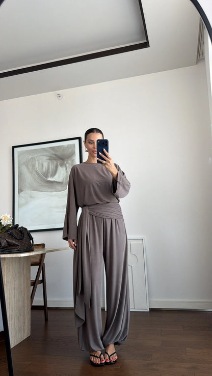 wide sleeve blouse With waist drapped co-ord set - mink
