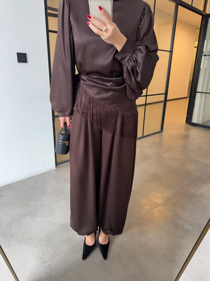 TIE-UP SATIN BLOUSE AND BELT-STYLE HARLING PANTS SET