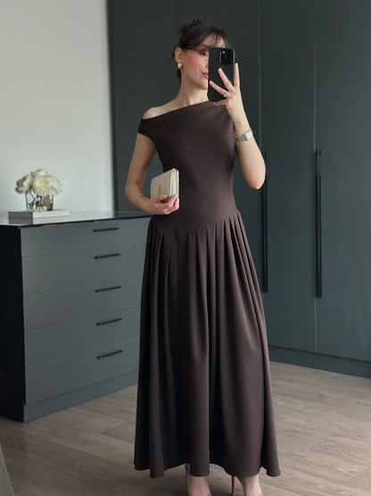 Asymmetric Collar pleated dress - brown
