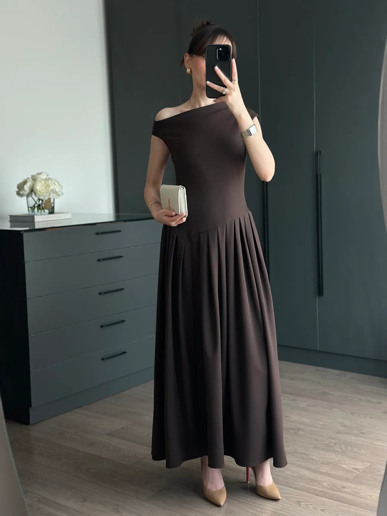 Asymmetric Collar pleated dress - brown