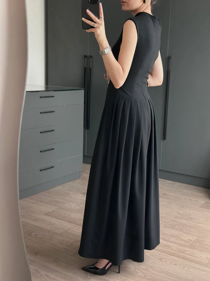 Asymmetric Collar pleated dress - black