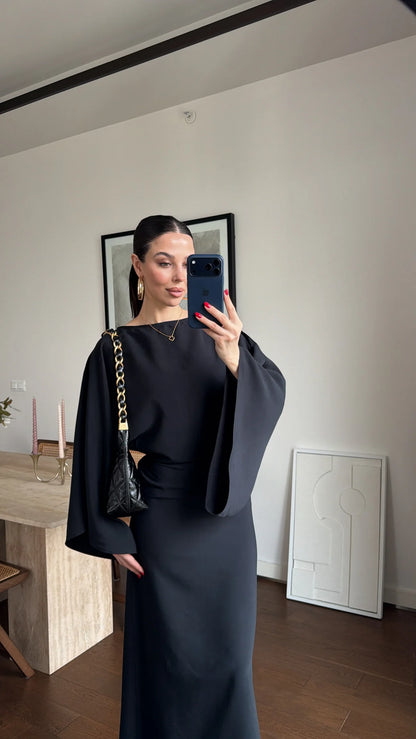 BATWING SLEEVE BELTED DRESS