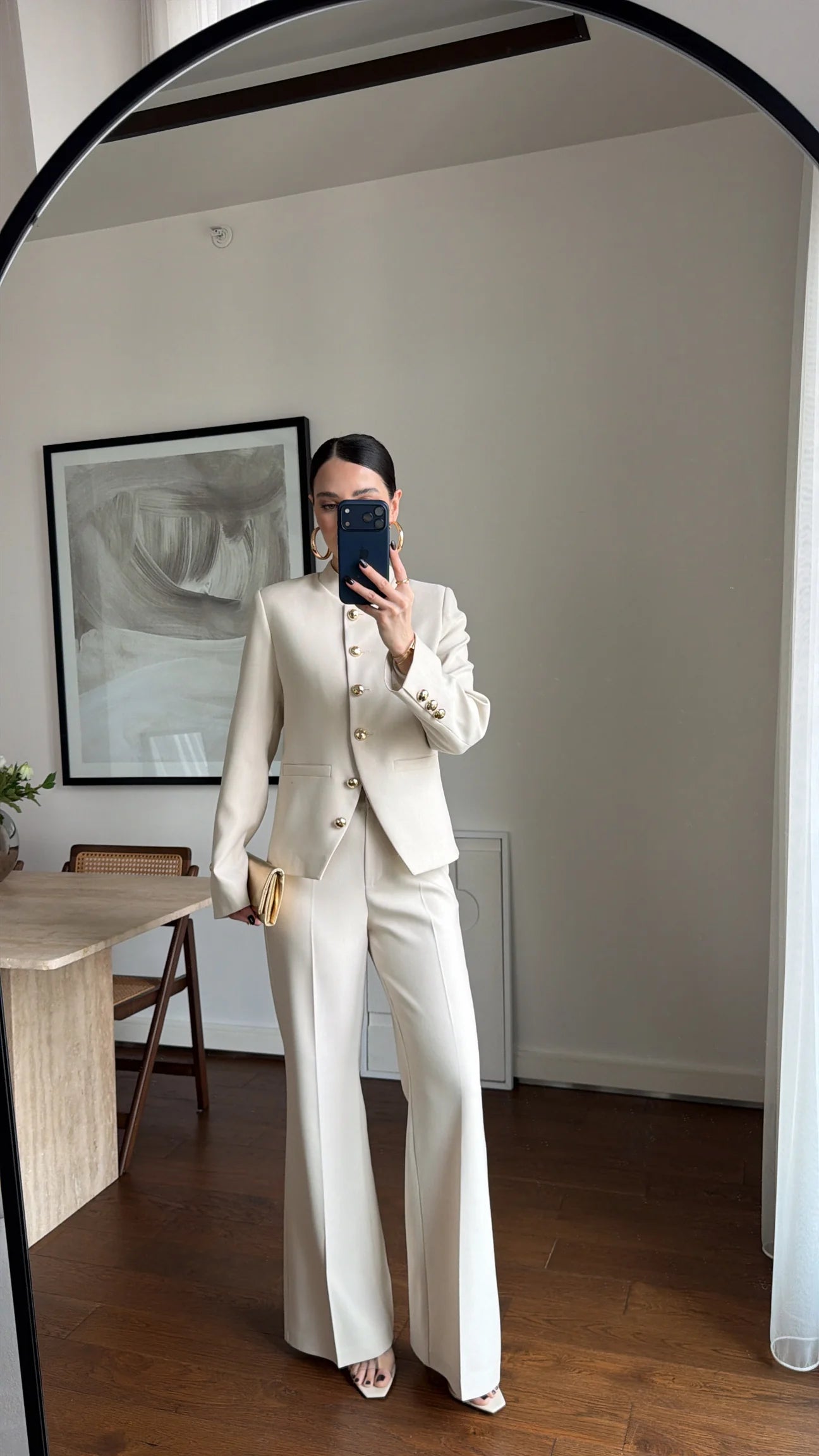 Textured fabric Stand collar gold buttons suit