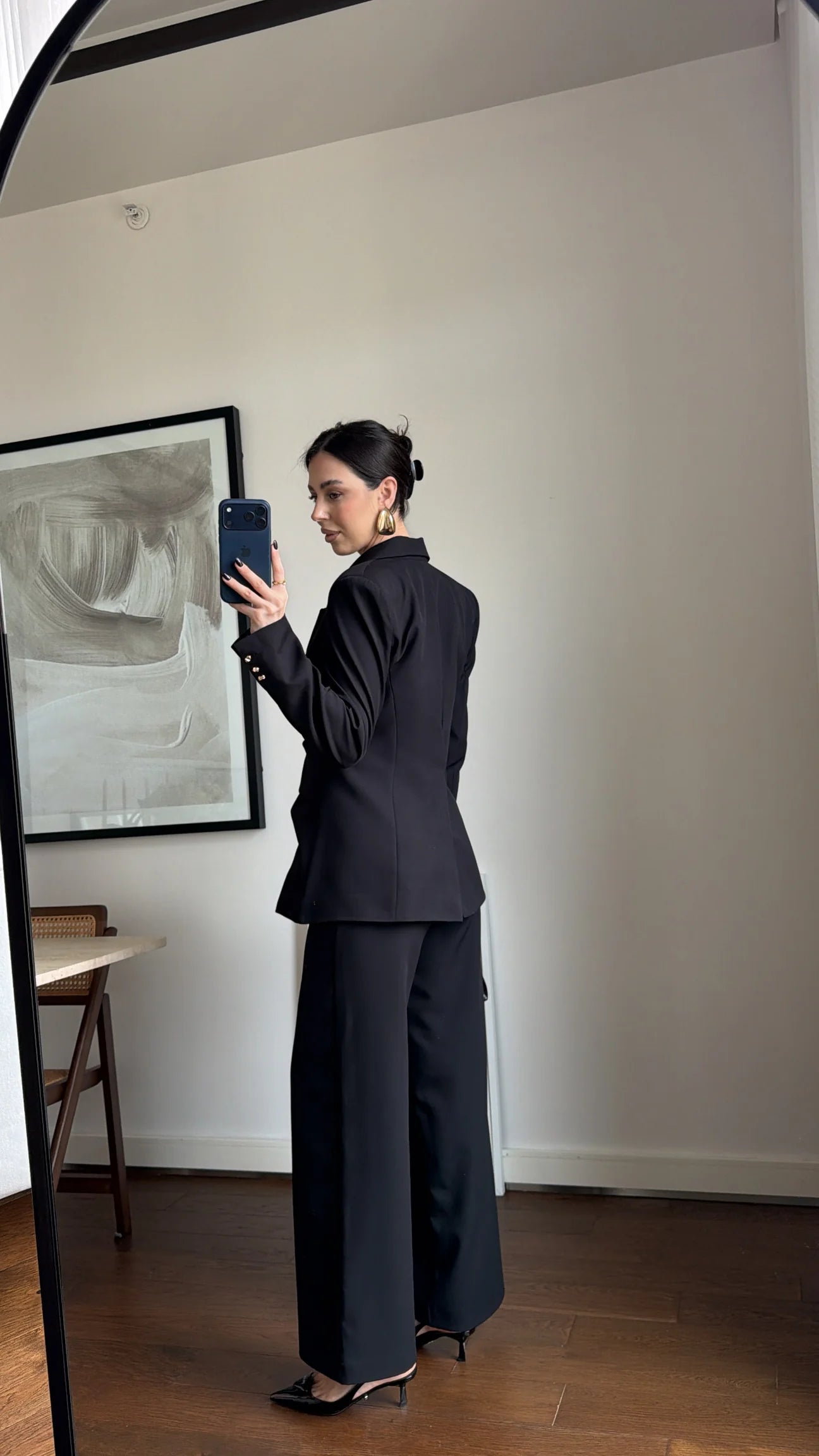 DOUBLE-BREASTED BLAZER WITH BUCKLE SUIT