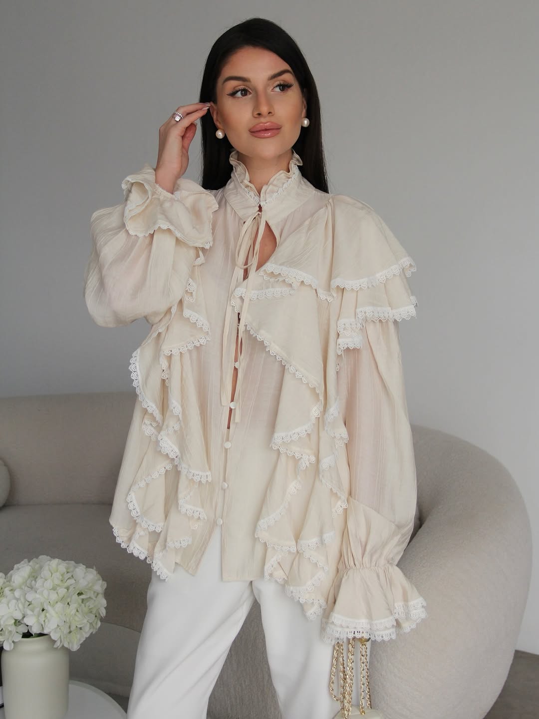 Willma Ruffled Shirt -brown