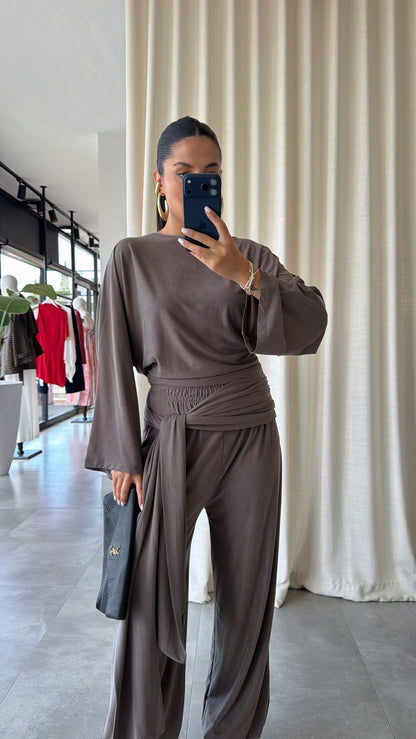wide sleeve blouse With waist drapped co-ord set - mink