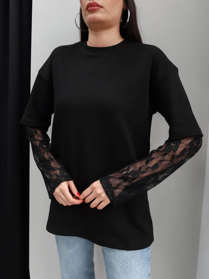 Oversize T-shirt with Lace Sleeves details - black