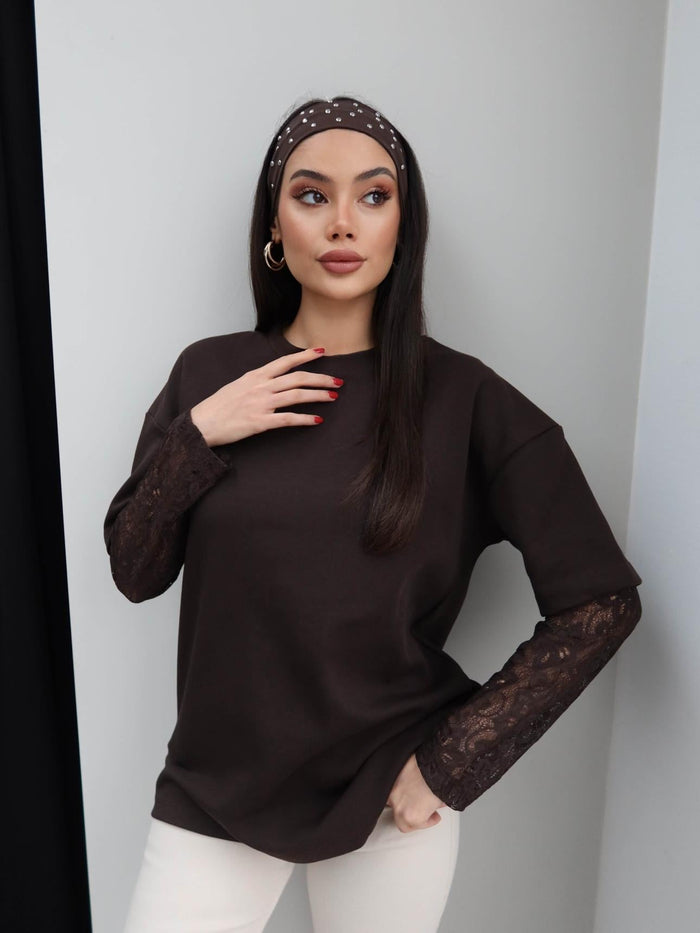 Oversize T-shirt with Lace Sleeves details - brown