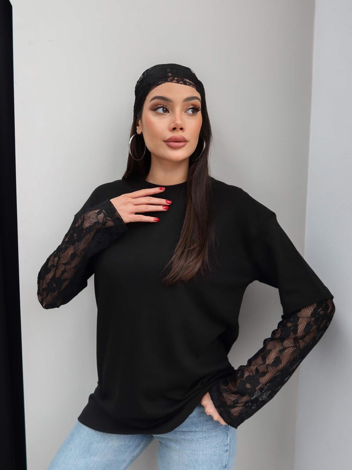 Oversize T-shirt with Lace Sleeves details - black