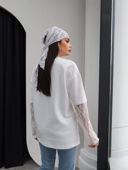 Oversize T-shirt with Lace Sleeves details - white