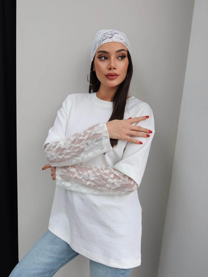 Oversize T-shirt with Lace Sleeves details - white