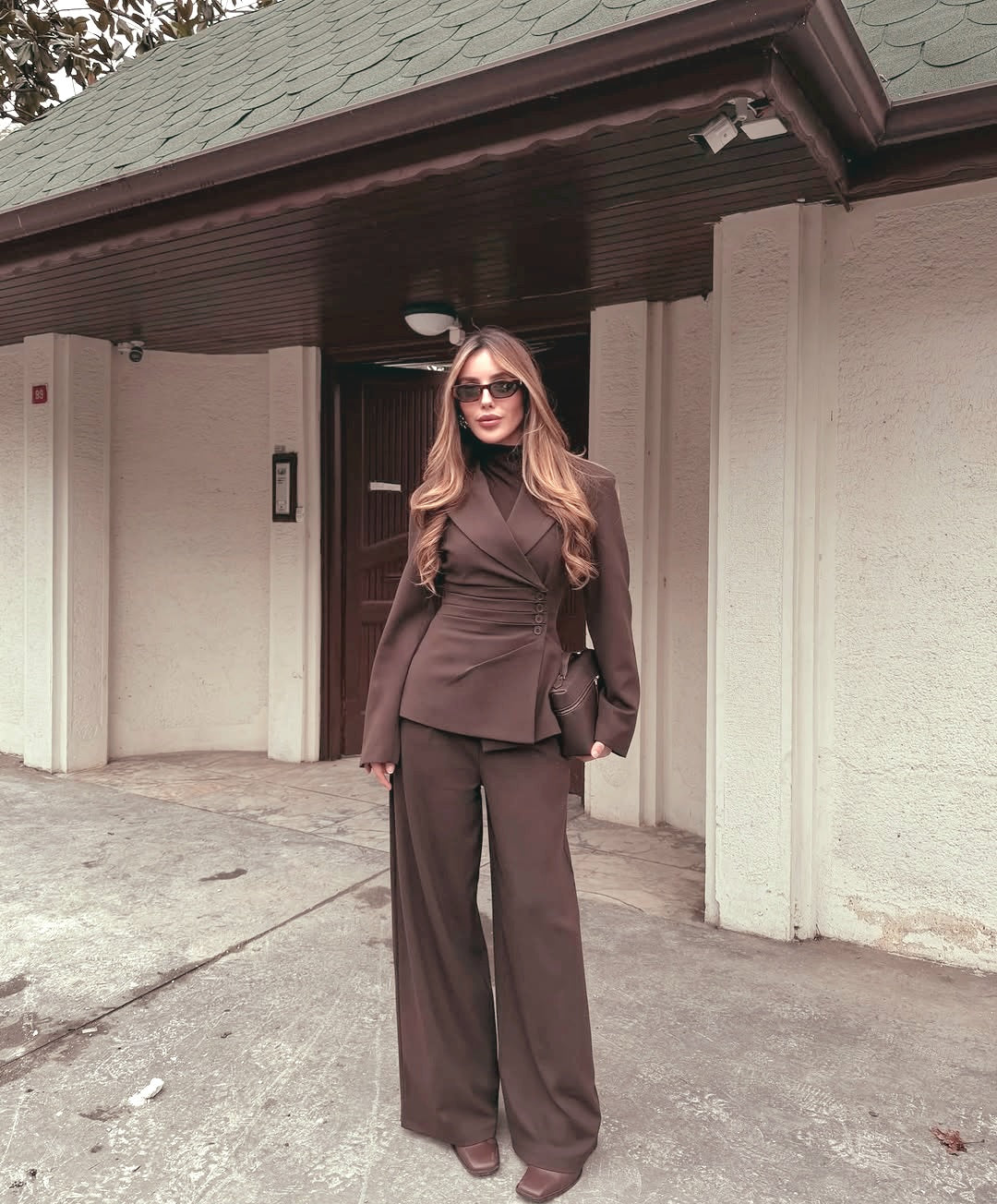 Brown 4 side buttons suit