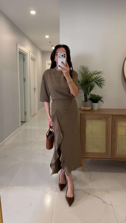 Zr model morley dress with side ruffle details