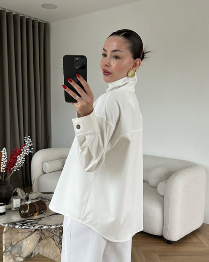 High-neck white side buttons shirt